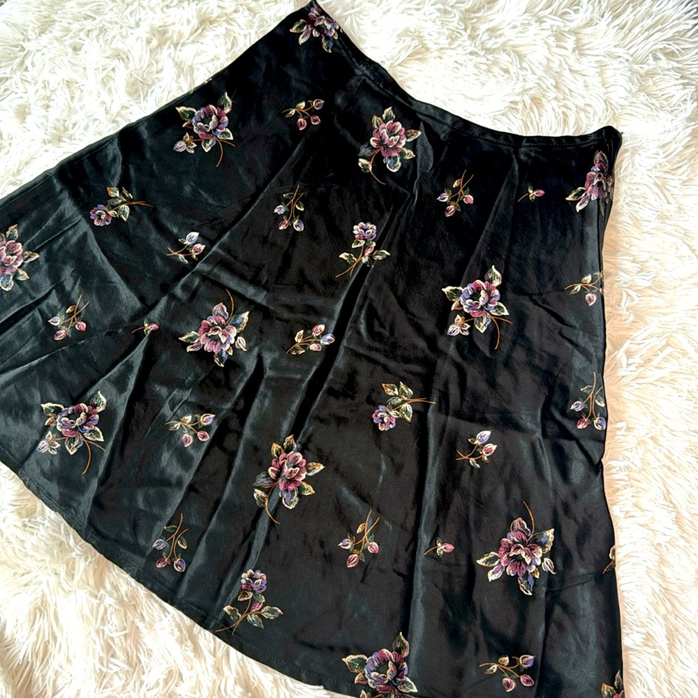 Vintage You Babes Floral Mini Skirt